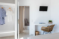 The one-bedroom suite of Villa Irini in Sifnos